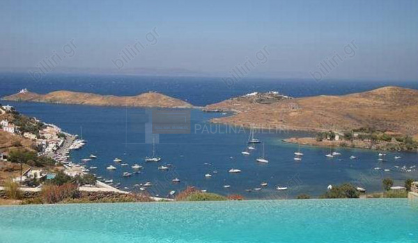 Πισίνα - Swimming pool